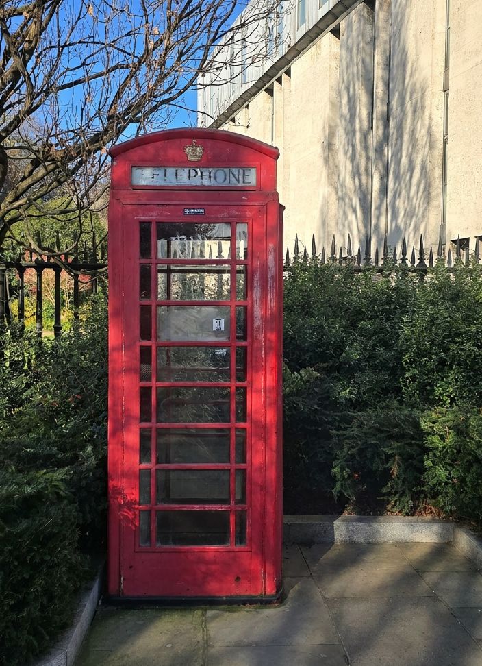 Rote Telefonzellen London - Geschichte, Fotospots & Tipps 3 rote telefonzellen london