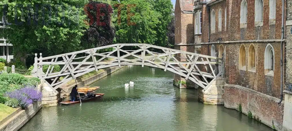Ausflug nach Cambridge Mathematical Bridge punt
